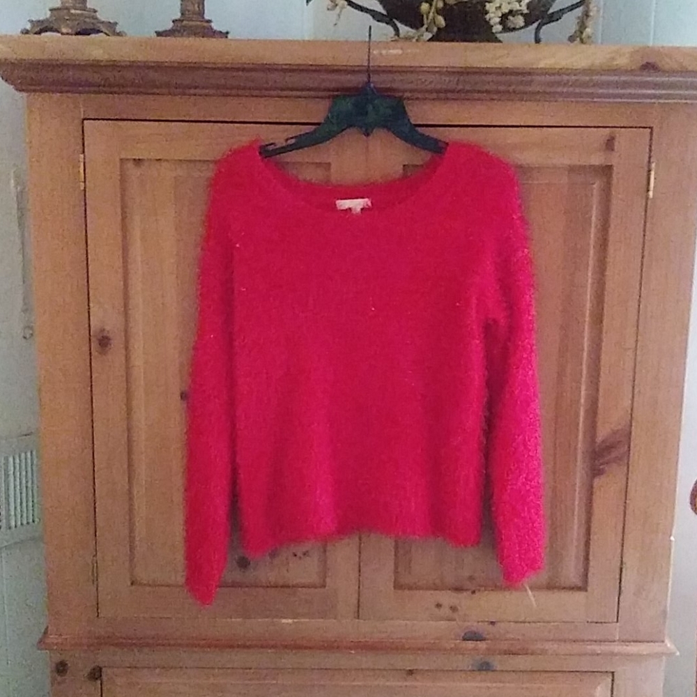 💵SALE 2 FOR $20💵🌹Beautiful Red Sweater🌹